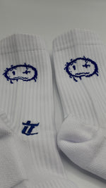 Load image into Gallery viewer, Melty Face Socks