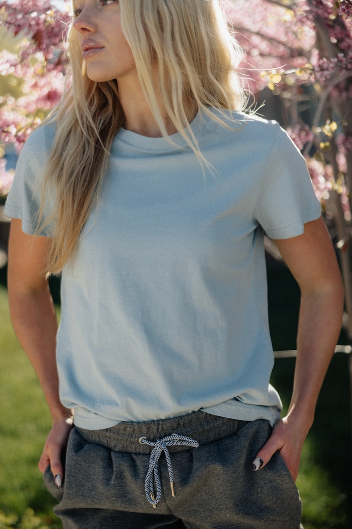 LT Women's Basic Tee