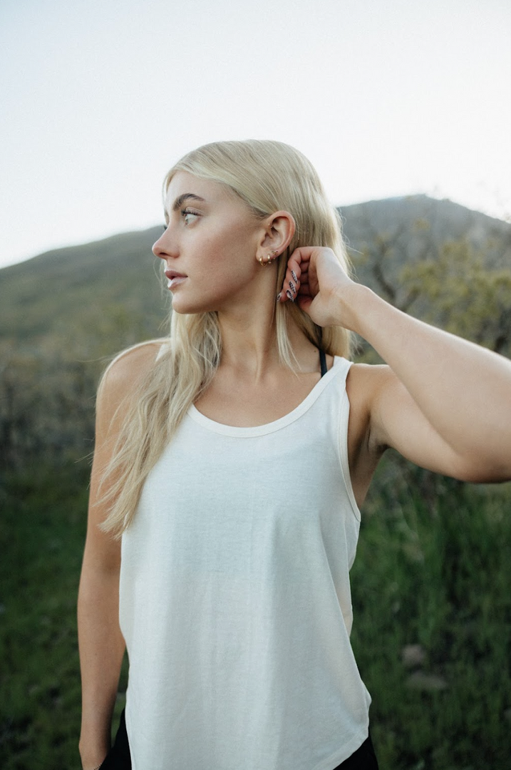 LT Women's Basic Tank